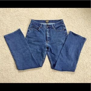 Curvy Fit Nordstrom Caslon Size 10 Jeans, Made in Macau